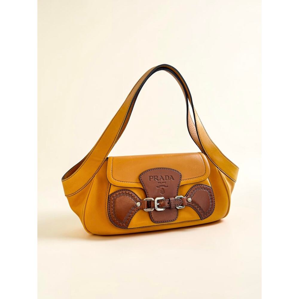 Prada Vitello Cuoio Vintage Cognac Brown Brogue Buckle Shoulder bag - Picture 2 of 11